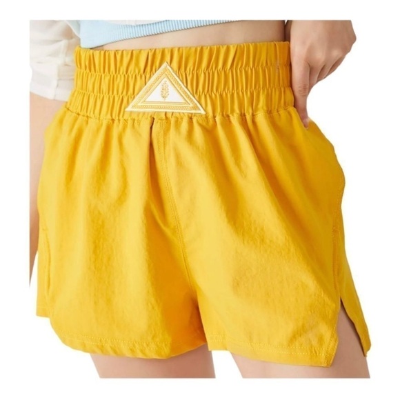 NWT Free People Movement Next Round Short Swaying Sunflowers - Picture 4 of 11